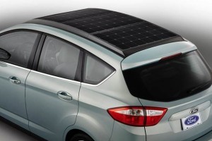 Carro elétrico movido a energia solar